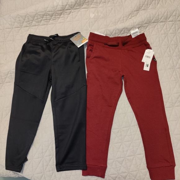 2 boys pants size 5 new with tags on its - Picture 1 of 11